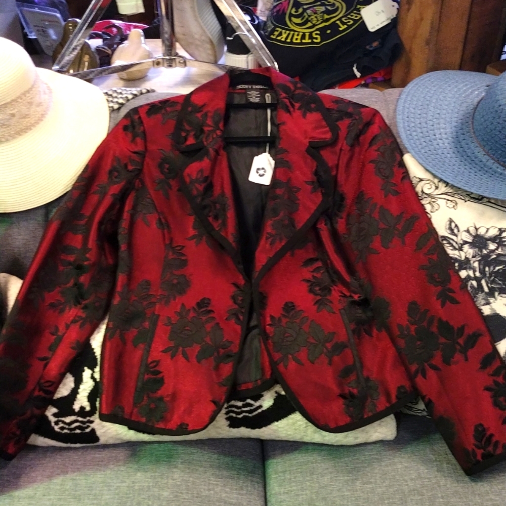 Scott Taylor medium red black floral goth jacket